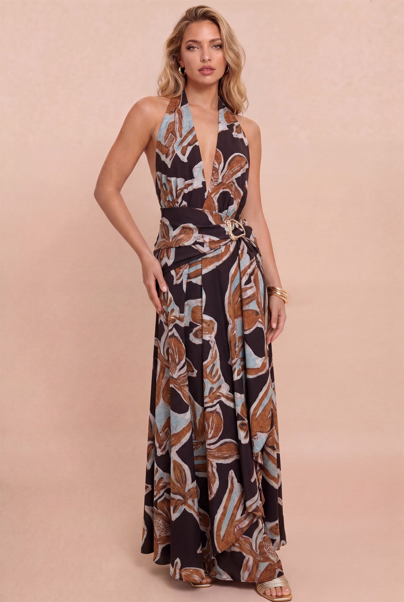 ABSTRACT BELTED HALTER MAXI DRESS Anima Guzga