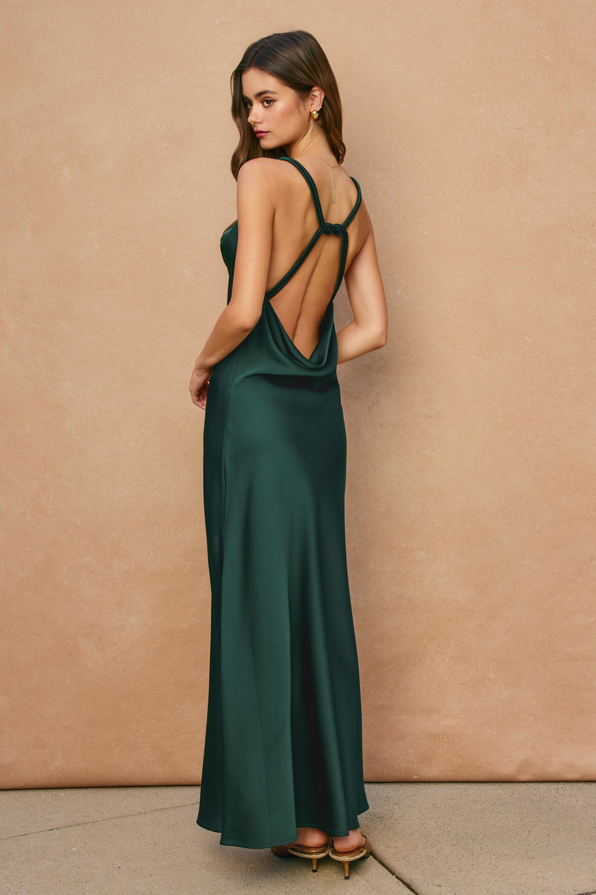 SATIN TWISTED STRAP MAXI DRESS Anima Guzga