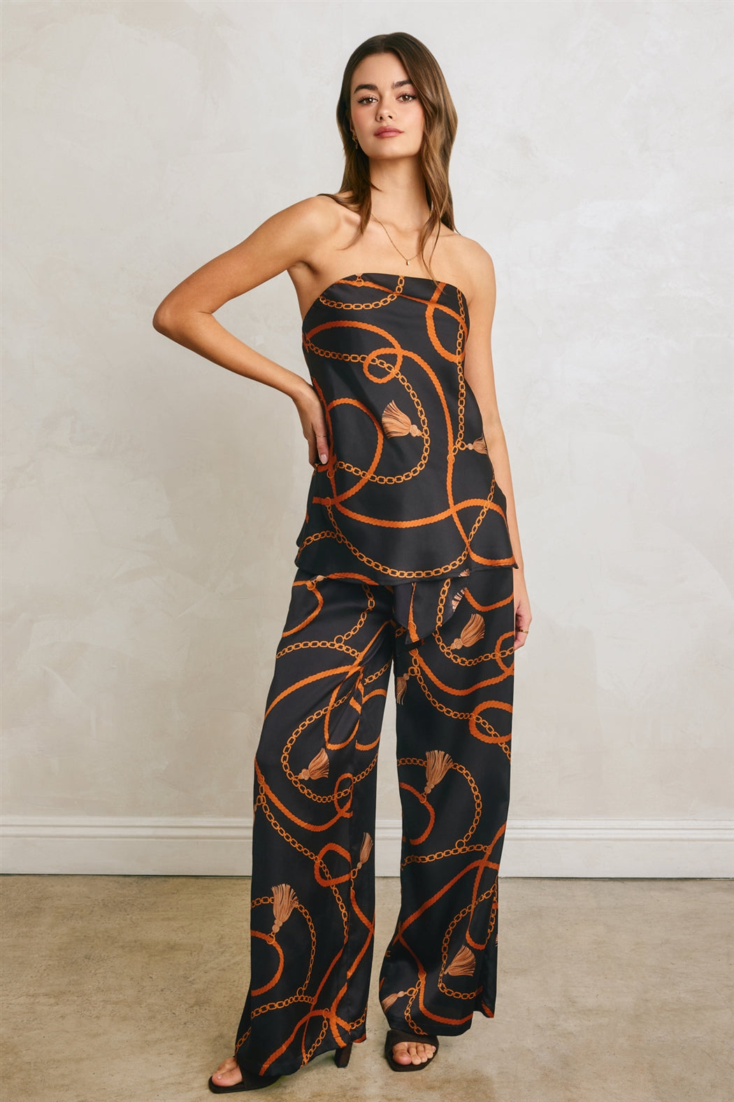 CONVERSATIONAL SATIN WIDE LEG PANTS Anima Guzga