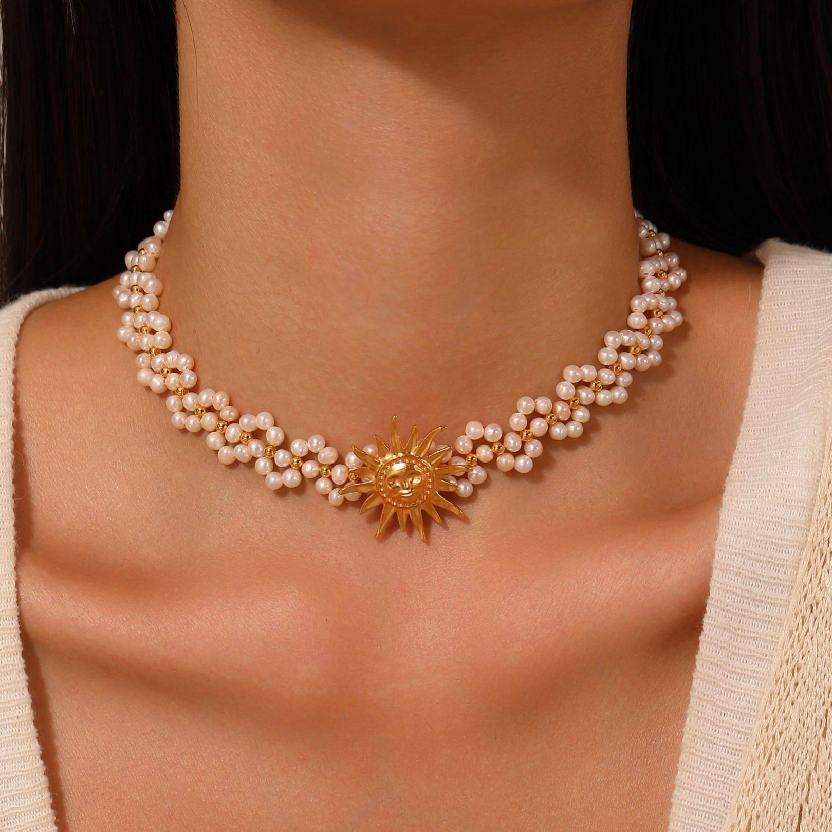 THE SUN CHOCKER NECKLACE