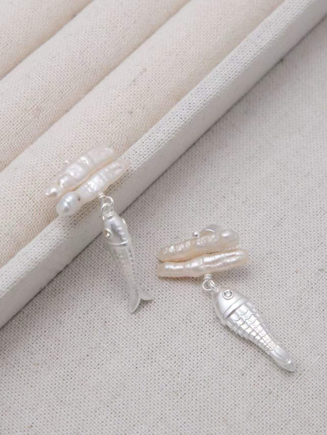 FISH AND PEARL EARRINGS