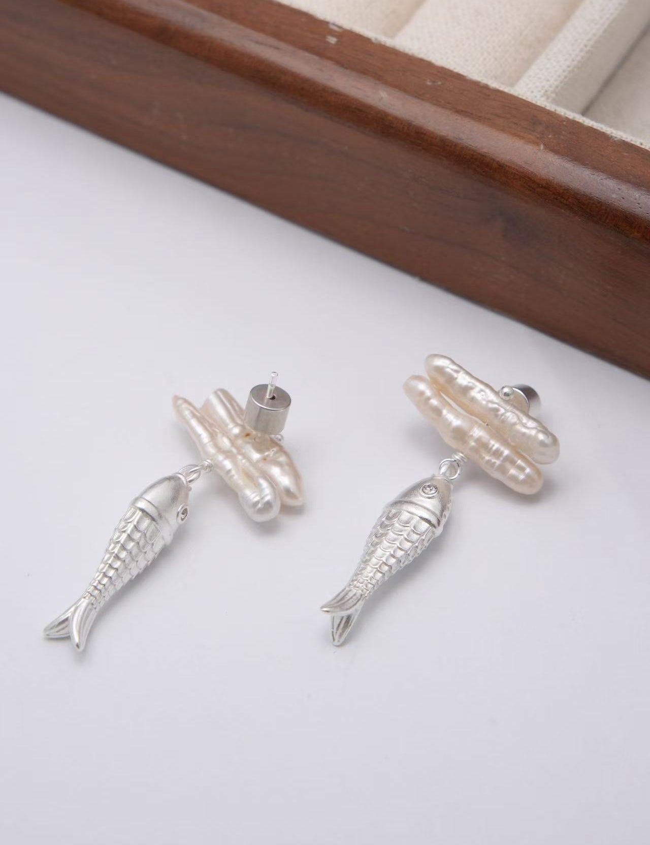 FISH AND PEARL EARRINGS