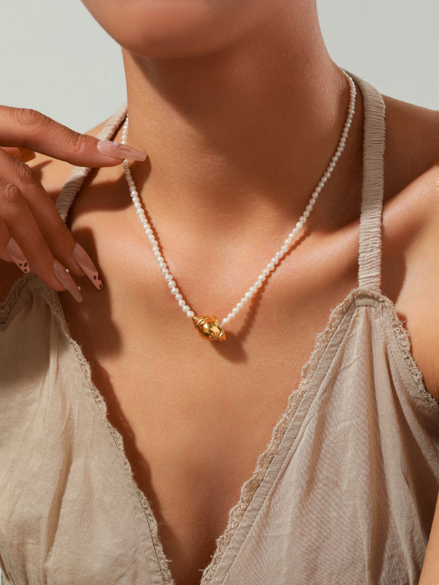 DAYS BY THE SUN NECKLACE