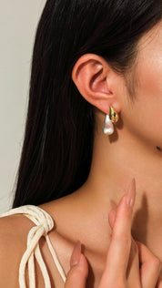 DROPLET EARRINGS