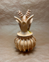 PIÑAS DE ARENA — LA COLECCIÓN MICHOACÁN BARRO