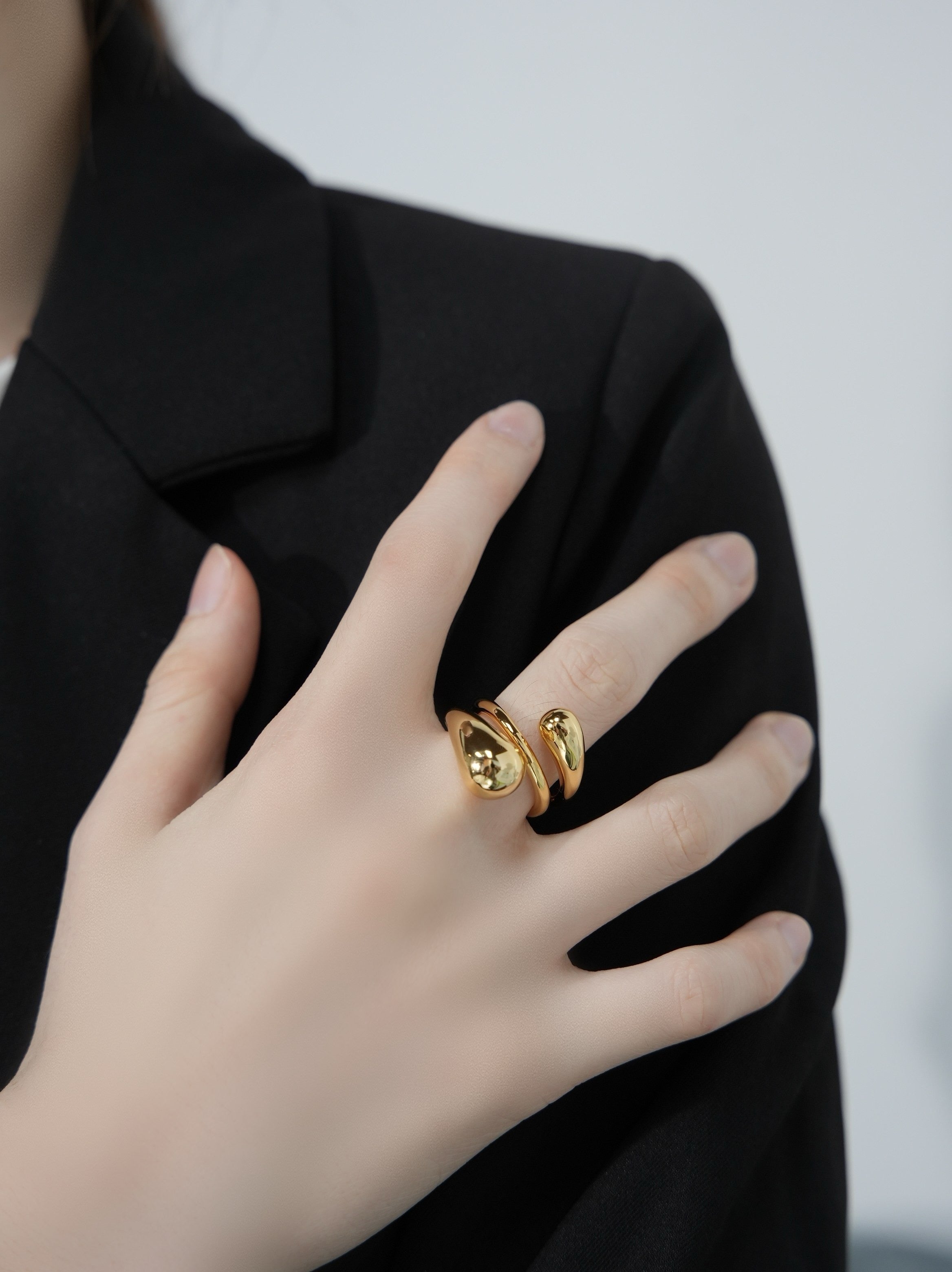 JOYA SPIRAL RING