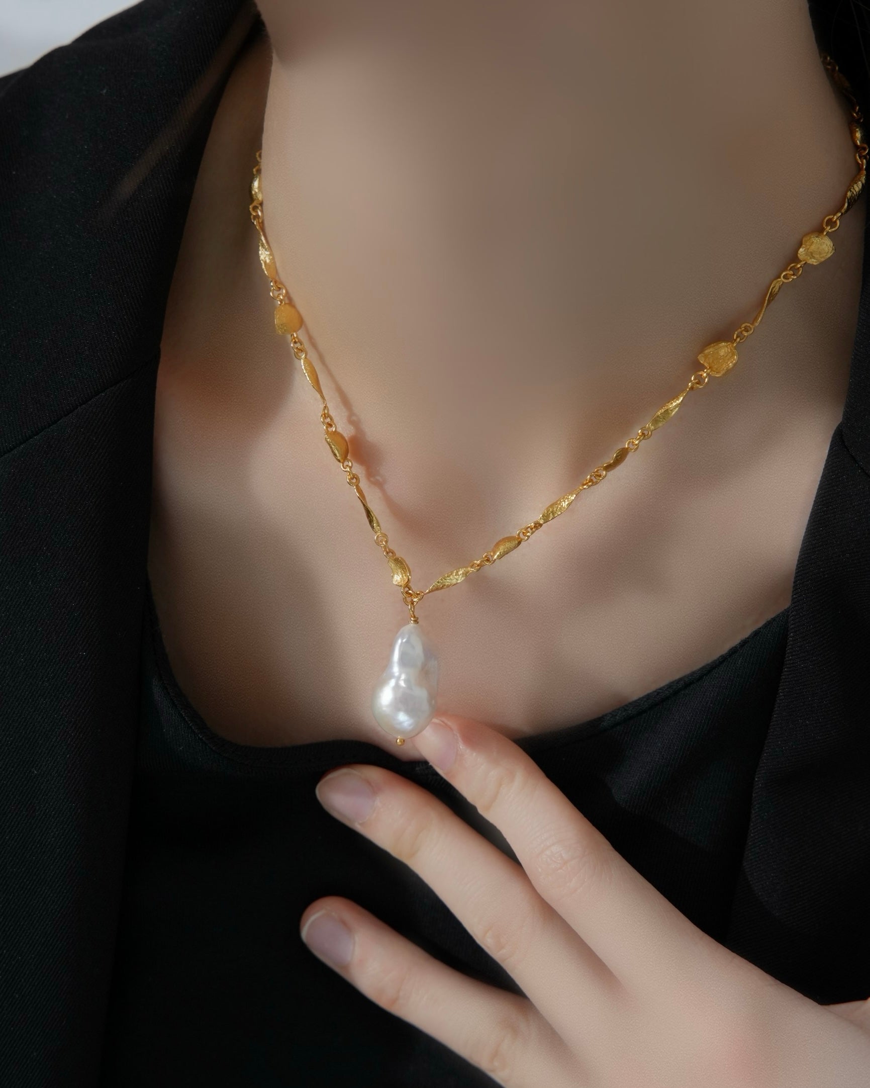 JULES NECKLACE – Anima Guzga - Main Image