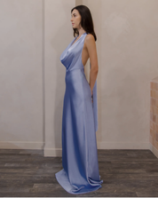 NIGHTS IN WHITE SATIN DRESS Anima Guzga