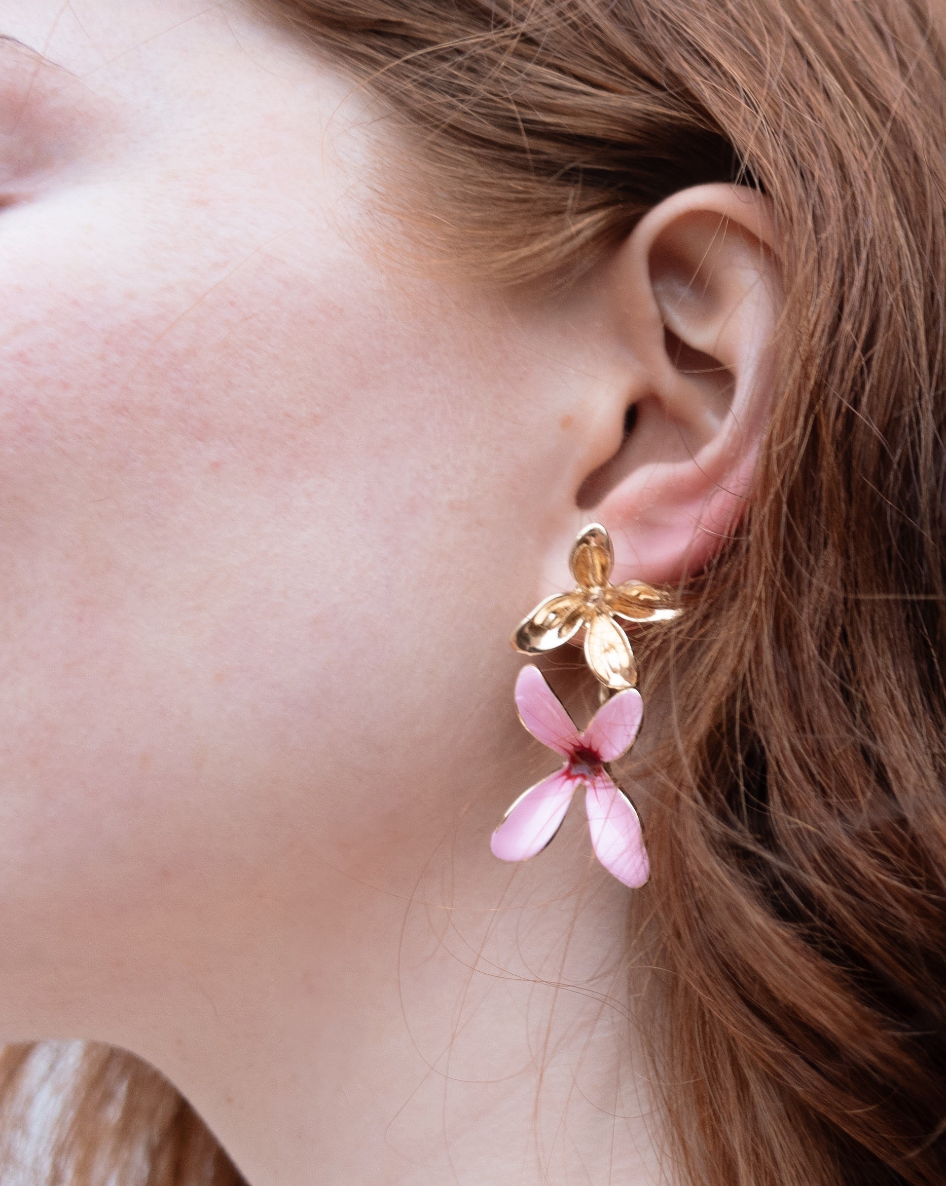 LILY EARRINGS