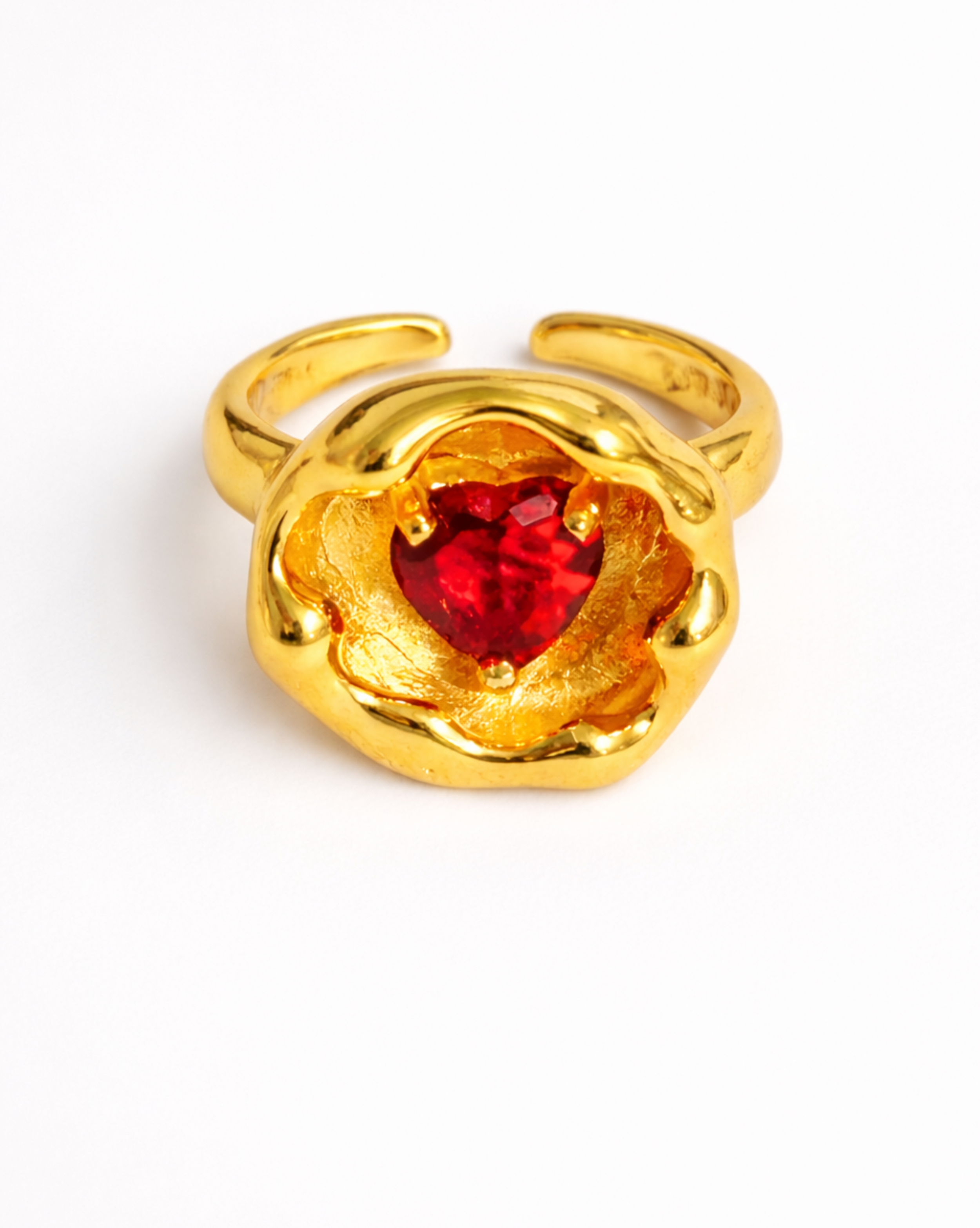 CAVE OF HEART RING Anima Guzga