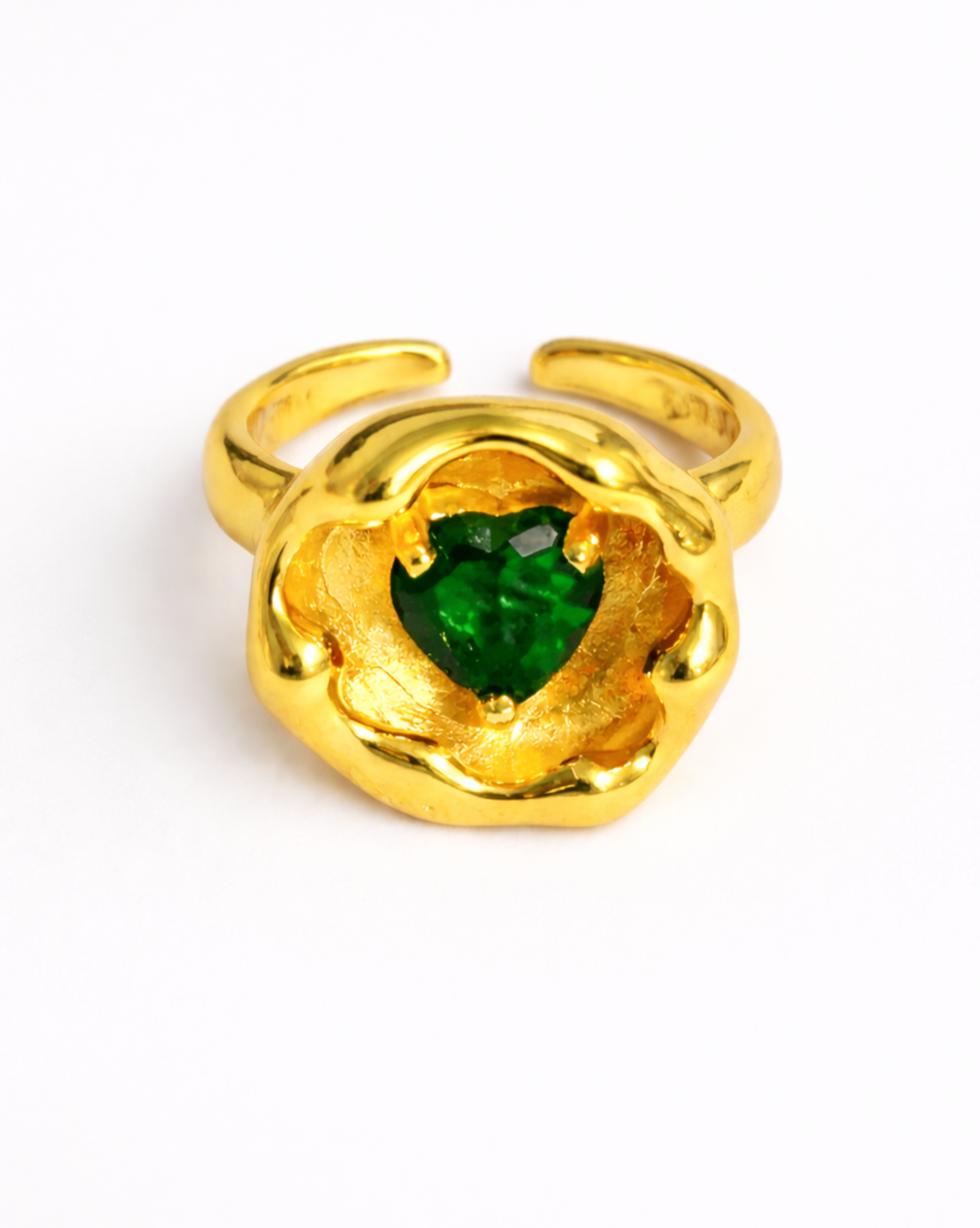 CAVE OF HEART RING Anima Guzga