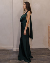 NIGHTS IN WHITE SATIN DRESS