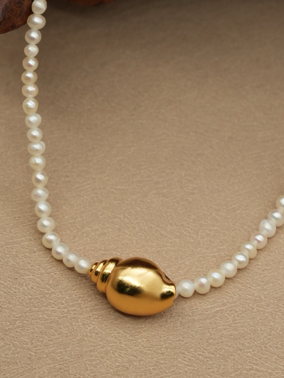 DAYS BY THE SUN NECKLACE