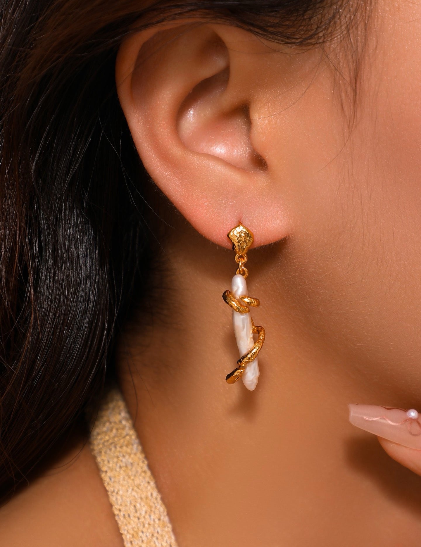 KESHI PEARL EARRINGS