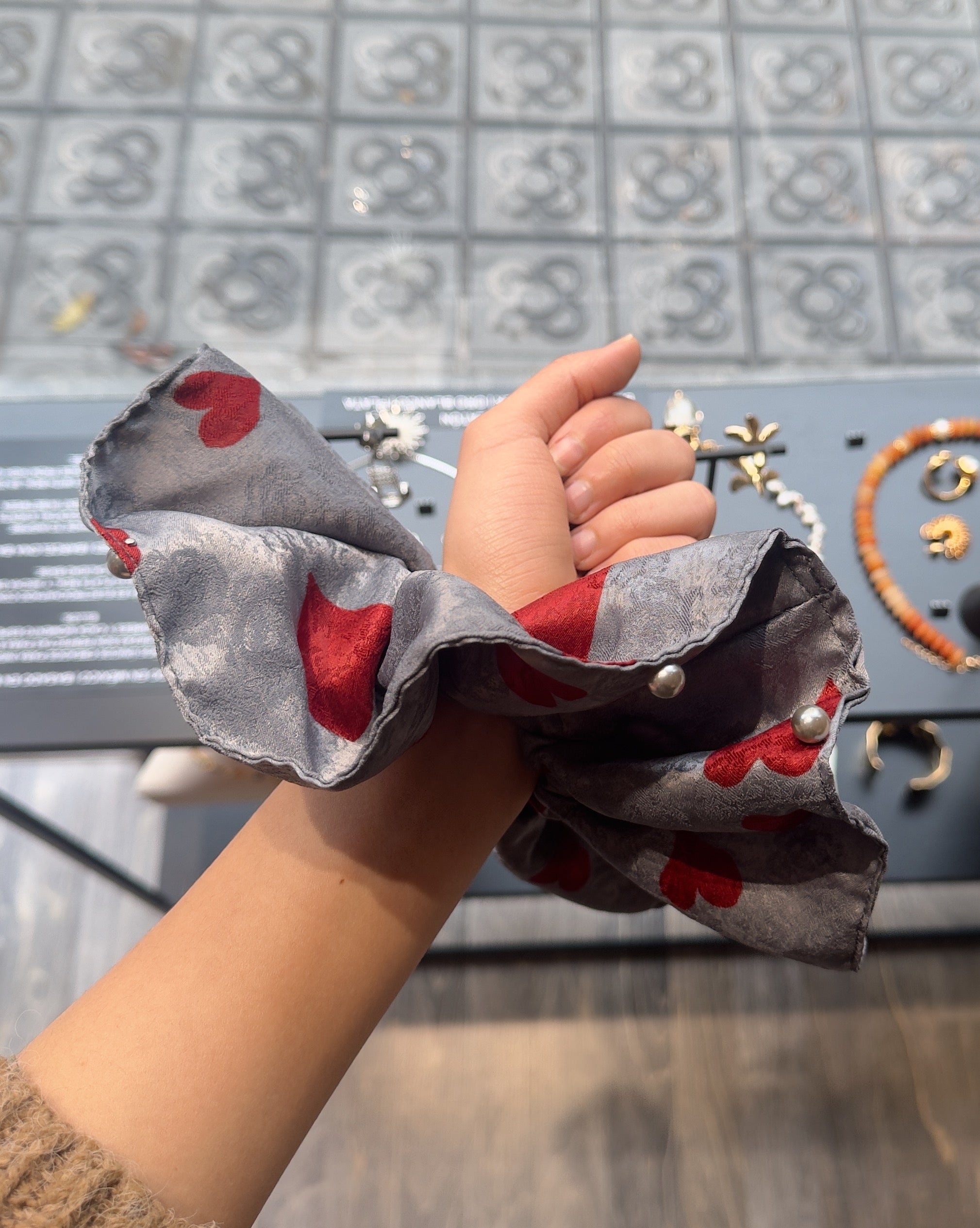 HEARTS OUT SCRUNCHIE