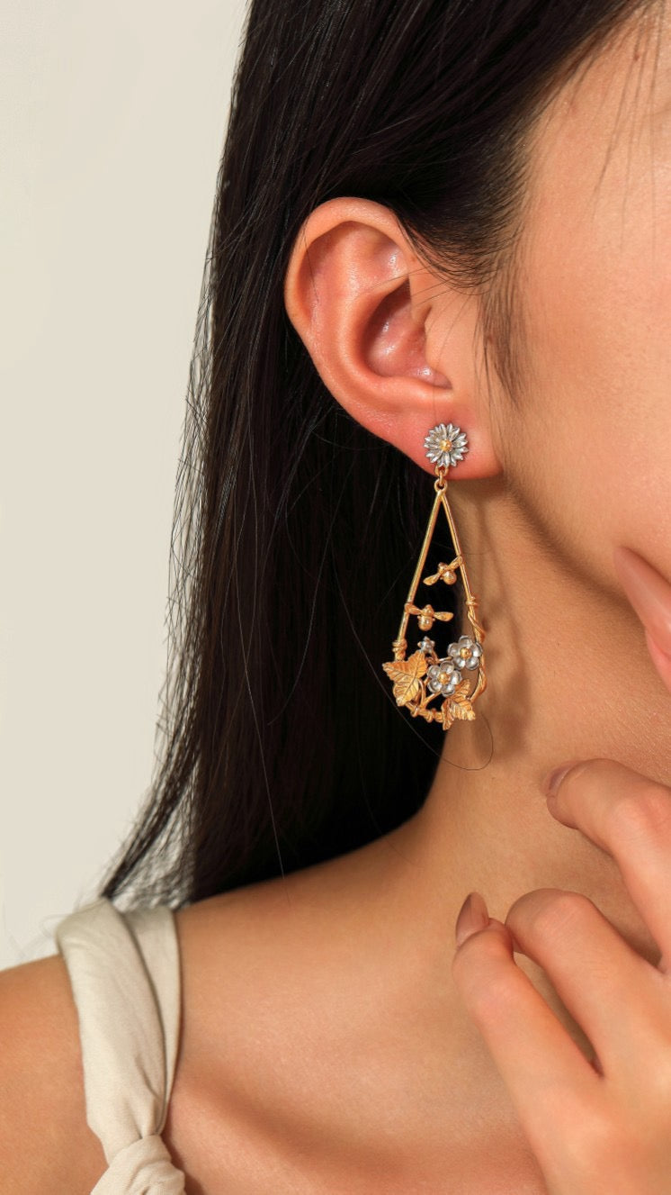 BOUQUET EARRINGS