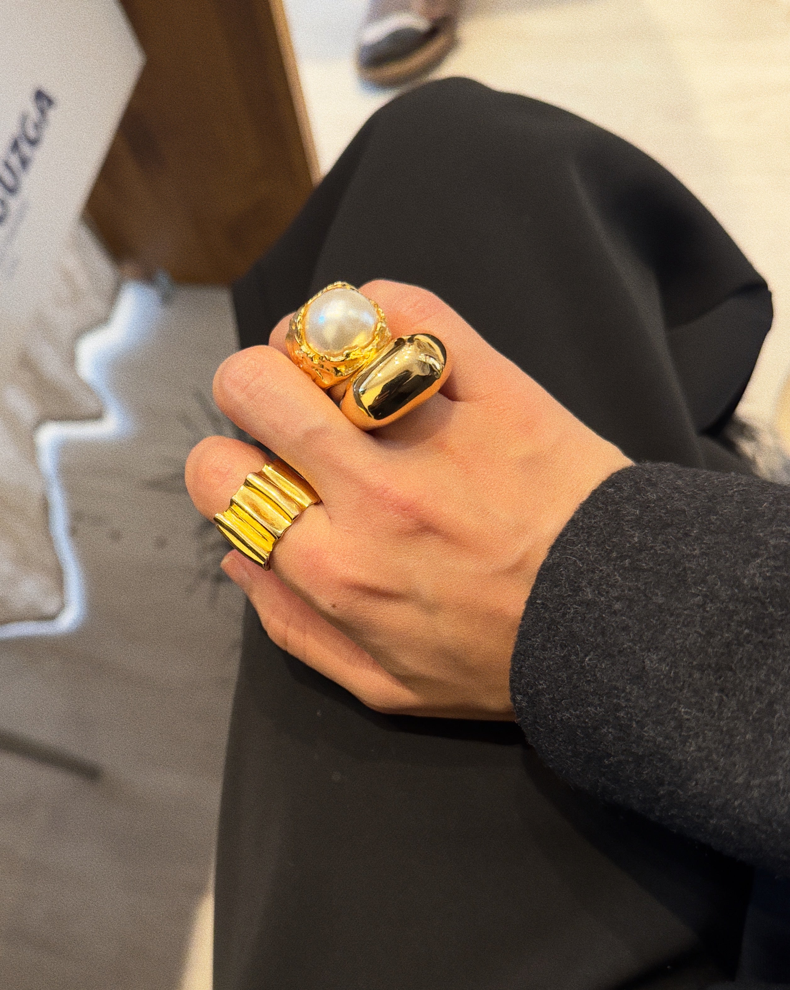 LOLA RING