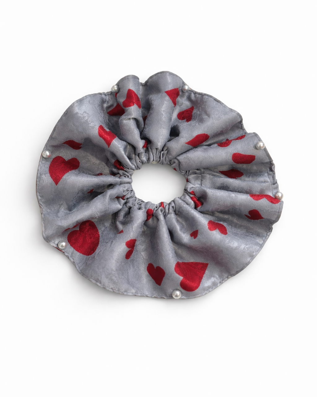 HEARTS OUT SCRUNCHIE Anima Guzga