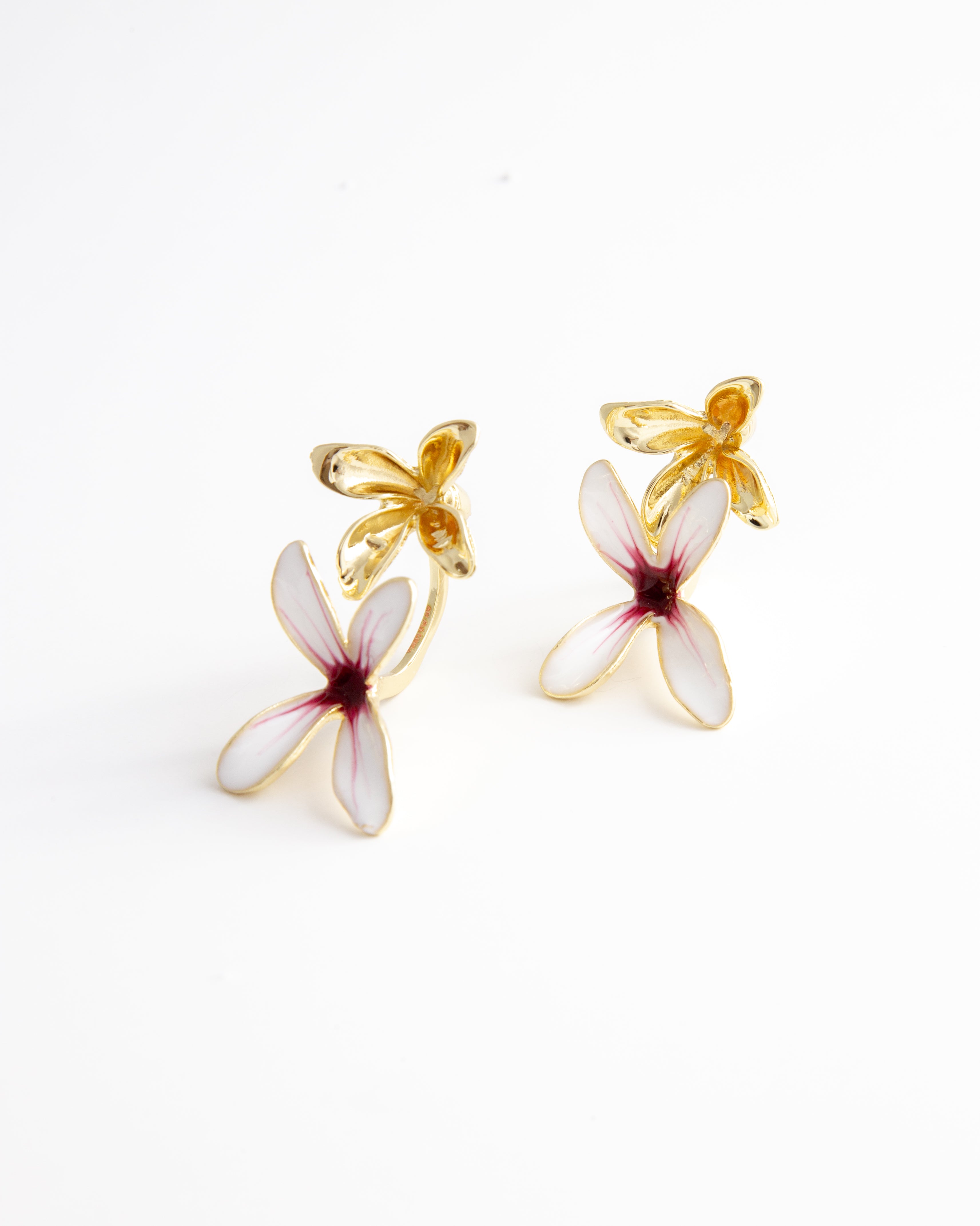 PENDIENTES DE LIRIO