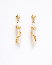KESHI PEARL EARRINGS Anima Guzga