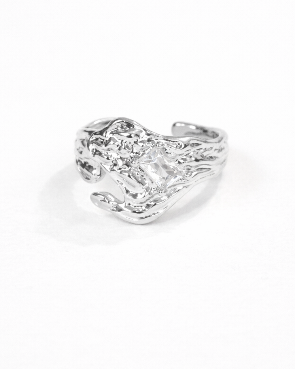 FIONA RING Anima Guzga